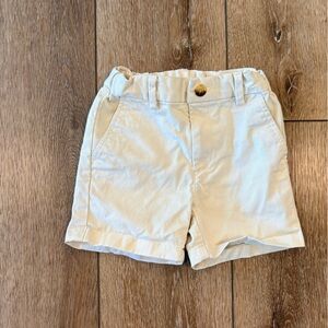 2T Vineyard Vines khaki shorts